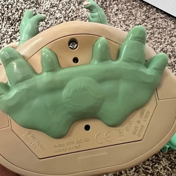 Grogu “Baby Yoda” Mandlorian Star Wars Toy animatronic - Picture 4 of 4